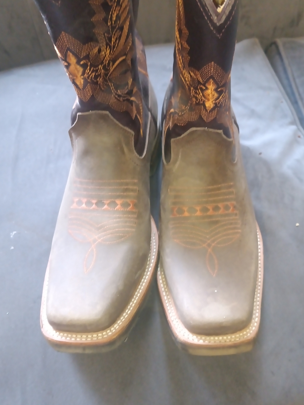 Men's Brown Embroidered Square-Toe Western Boots